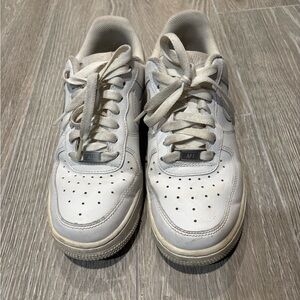 Nike White Low-Top Sneakers - Classic AF1 Style